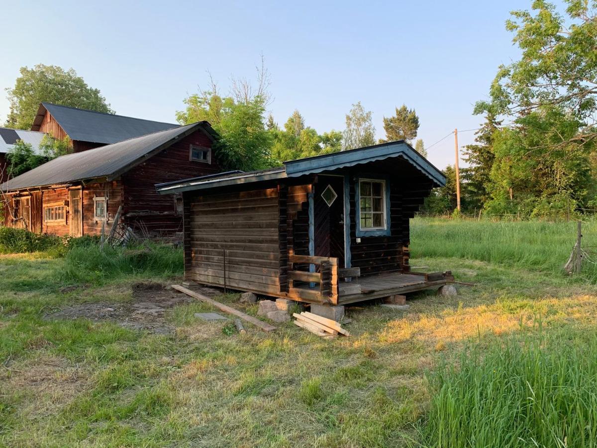 Charming House On Large Property On Vato Bed & Breakfast Harg Exterior photo